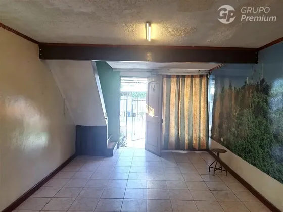 Casa En Venta De 3 Dorm. En San Joaquín