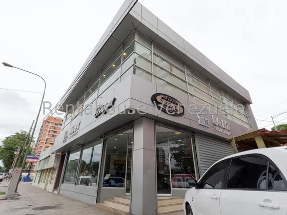 Florangel Pernaleta , Vende Local En Avenida Lara Barquisimeto Fp # 25-6524 