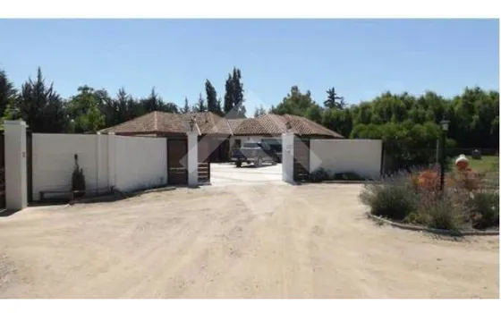 Casa En Venta De 5 Dorm. En Talagante Trebulco
