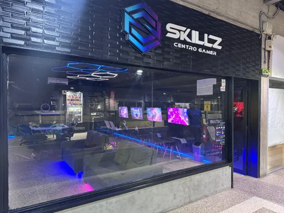 Negocio Gamer En Marcha Con Alta Rentabilidad Y Ubicación Inmejorable. Riv