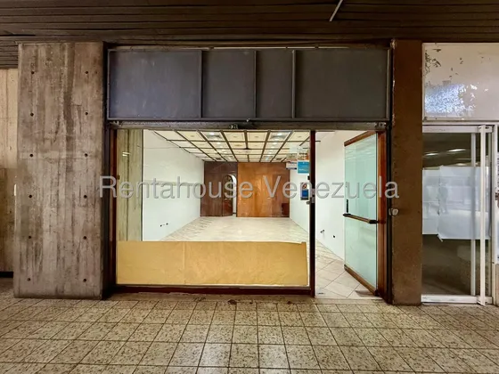 En Venta Local Comercial Altamira #26-749 Jawh