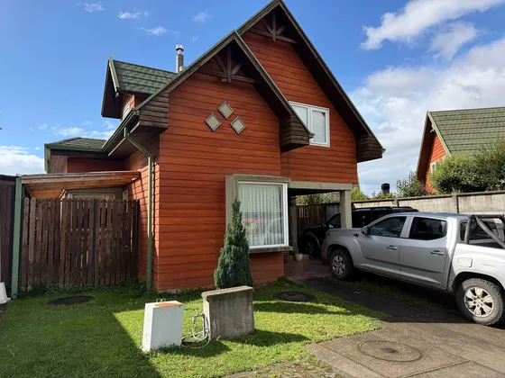 En Arriendo Casa Valle De Notros (100105)