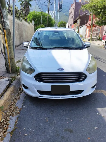 Ford Figo 1.5 Titanium Sedan At