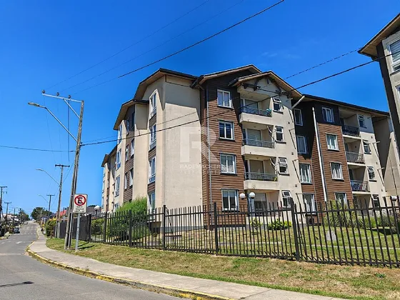 Departamento 2 Dormitorios En Edificio Plaza Brintrup