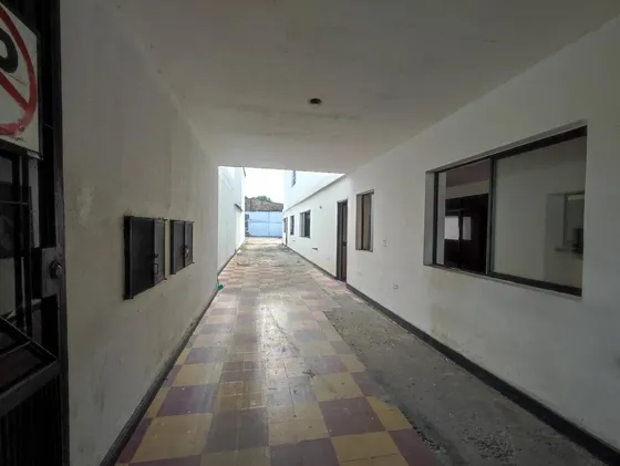 Edificio En Arriendo En Latino. Cod A22136