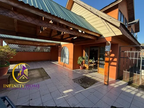 Amplia Casa En Venta En Sector Las Obras Linares