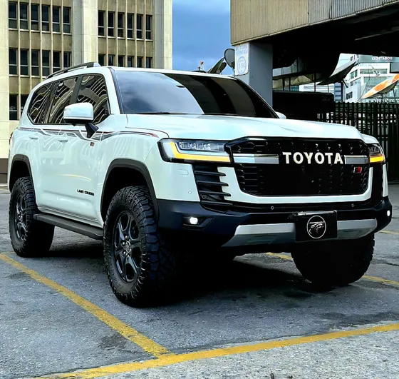Toyota Lc300 Gr