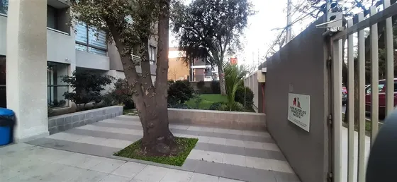 Departamento En Venta De 1 Dorm. En Maipú