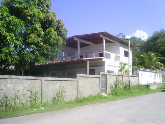 Casa En Playa Corrales De Chirimena -acceso A La Playa