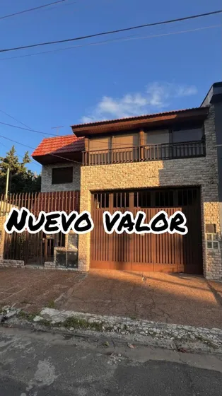 Departamento Tipo Casa. Ph. Al Frente. 4 Amb. Apto.  Credito Hipotecario.  Con Garage.  Sin Expensas.  
