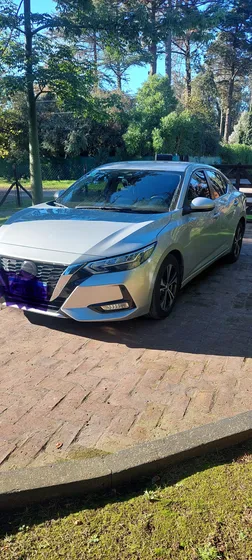 Nissan Sentra 2.0 Advance