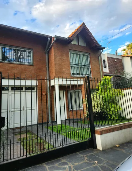 Dueño Directo. Sin Expensas. Casa/dúplex En Muy Buen Estado.