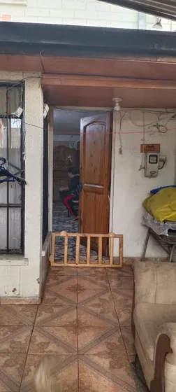 Excelente Compra, Casa 2 Pisos Con 2 Dormitorios Y 1 Baño