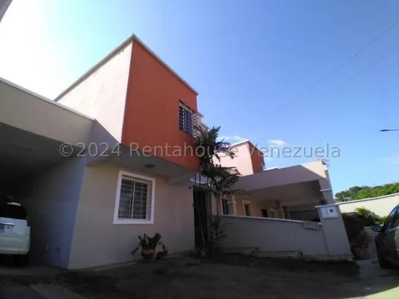Milagros Inmuebles Casa Venta Barquisimeto Lara Zona Este Ciudad Roca Economica Residencial Economico Código Inmobiliaria Rent-a-house  25-7069