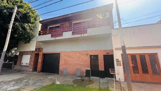 Ph / Departamento Independiente Al Frente, Caseros