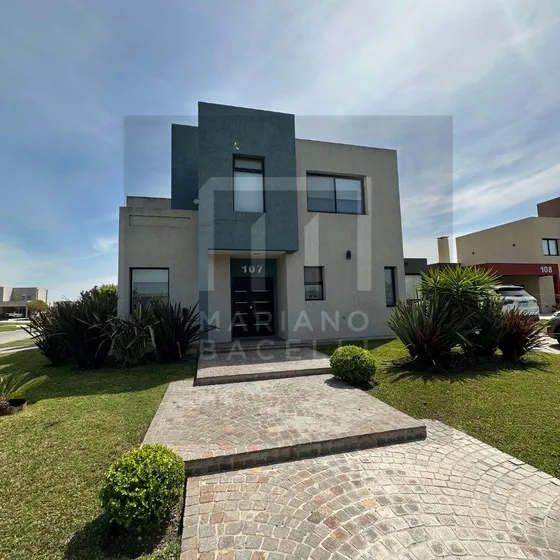 Casa En Venta En Los Talas Canning Village Ezeiza