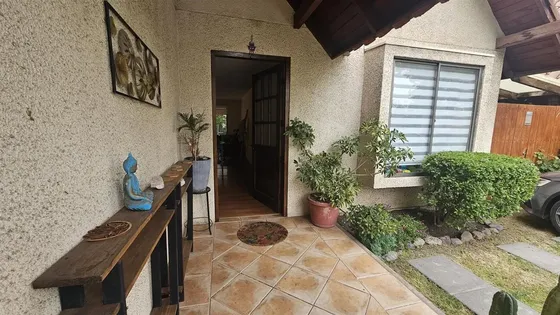 Hermosa Y Amplia Casa En Condominio
