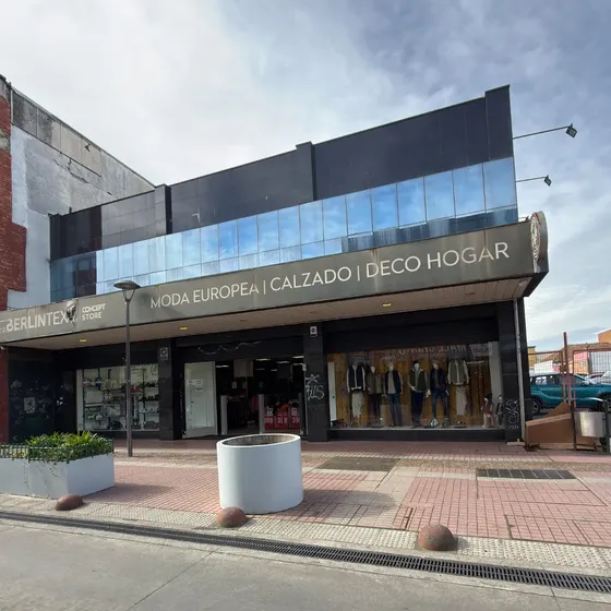 Local Comercial En Arriendo En Calle Colón, Los Ángeles
