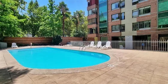 Departamento En Venta De 4 Dorm. En Las Condes