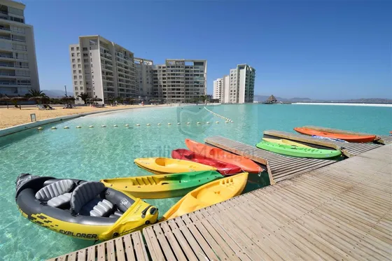 En Venta De 2 Dorm. 2 Baños Laguna Del Mar, La Serena
