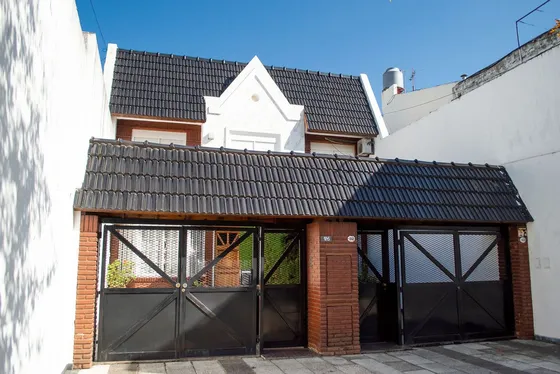 Venta 4 Ambientes Con Pileta Parrilla Y Quincho