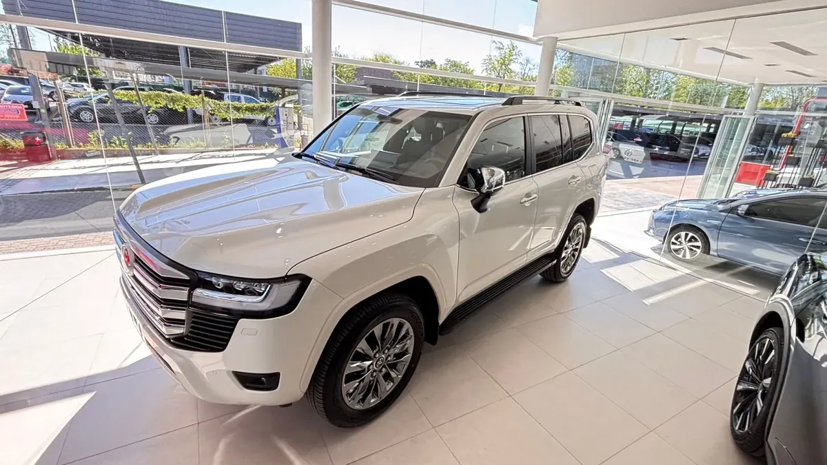 Toyota Land Cruiser VX
