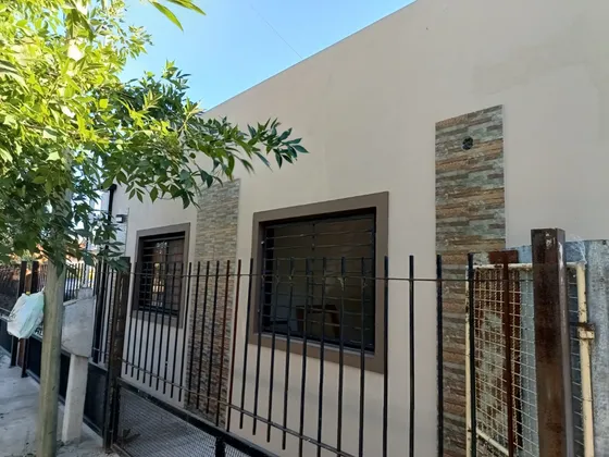 Alquiler Departamento Dos Dormitorios 22 Y 174 Berisso