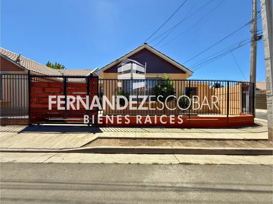 Los Andes - Casa 3d 2b En Venta - Barrio Oriente