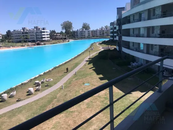 Departamento En Lagoon Pilar