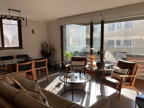 Excelente Depto., Arquitectura Moderna. Lyon/carlos Antunéz 