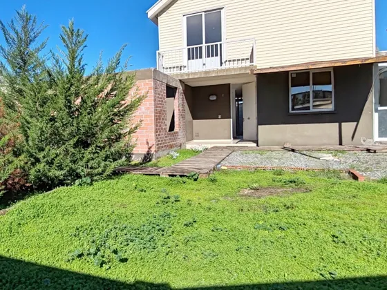 Arriendo Casa En Condominio Hacienda Limay 