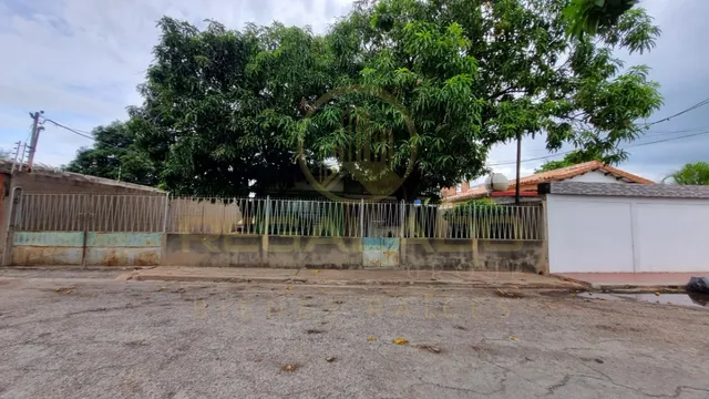Ecv-1706 Zona Norte Casa Sector Belloso