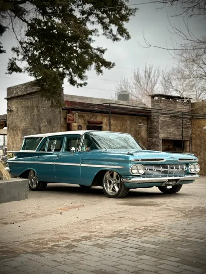 Chevrolet Impala Kingswood