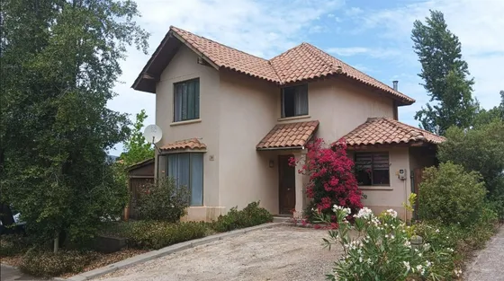 Casa 4 Dorm. 3 Baños En Hacienda El Peñón Condominio Cerrado