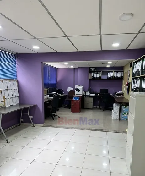 Excelente Oficina En Alquiler, Colinas De Bello Monte, 30m2/i8n