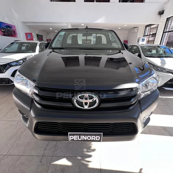Toyota Hilux Pick-up 2.4 Cs Dx 150cv 4x4
