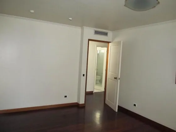 El Marqués, Caracas Mls #24-23356