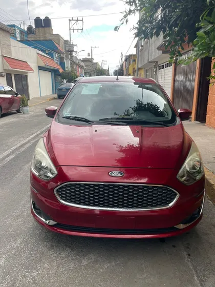 Ford Figo Titánium