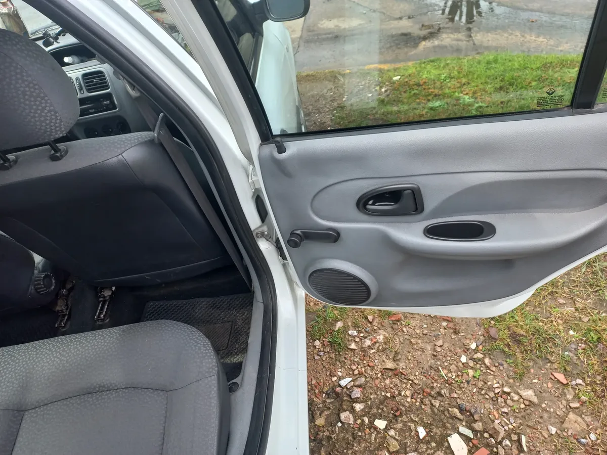 Renault Clio 1.2 Pack5352474019371520011