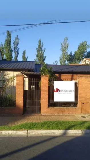 Casa Chalet  En Venta En Ciudad Jardin, Tres De Febrero, G.b.a. Zona Oeste
