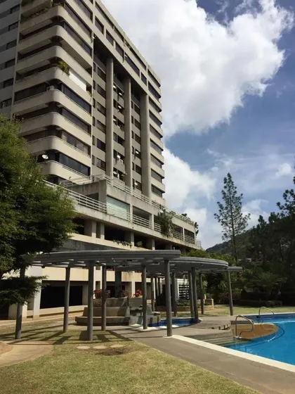 Se Alquila Edifcio La Esmeraldas Tipo Club Con Pozo De Agua 138 Metros