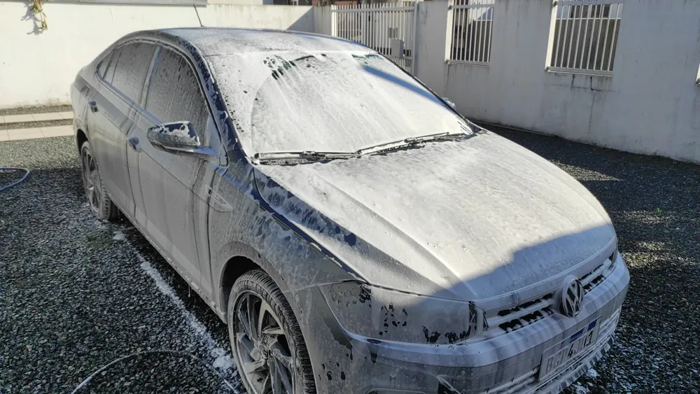 V-MOL 1,5Lt. Shampoo Desengraxante Lavagem Automotiva Vonixx - Imagem 2