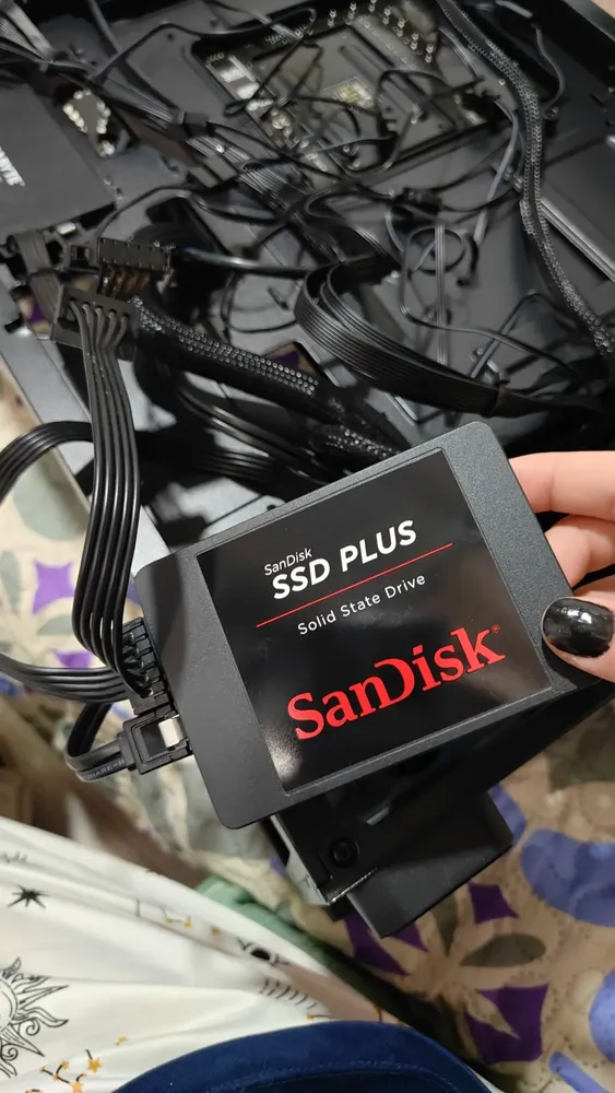 SSD 1TB Sata 3.0 6 GB/s Interno SanDisk Plus SDSSDA-1T00-G27 2,5