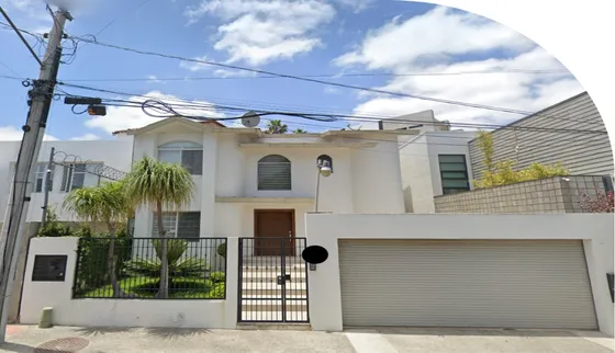Casa En Remate En Zona Exclusiva En Jardines De Chapultepec Tijuana Baja California