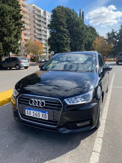 Audi A1 1.4 Ambition Tfsi 122cv Stronic
