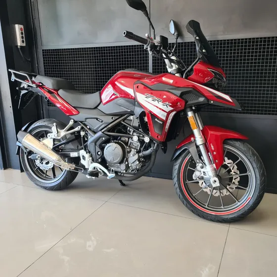 Benelli Trk 251 Full Año 2025 Abs Permutas!