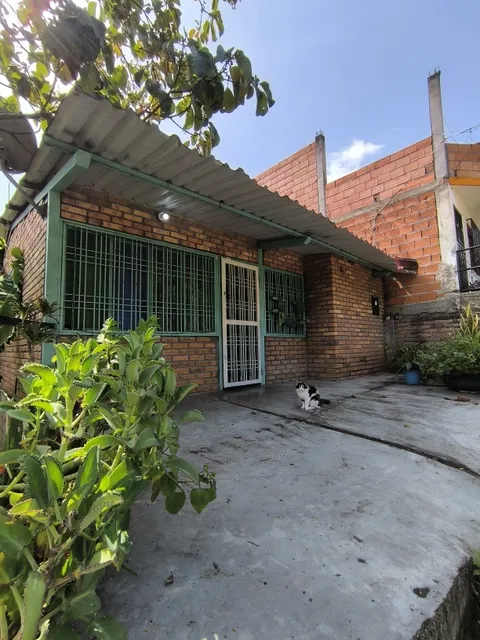 Casa Económica En Venta Toiquito Palmira (j)