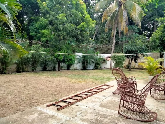 Amplia Casa De Venta En El Residencial Palmeras