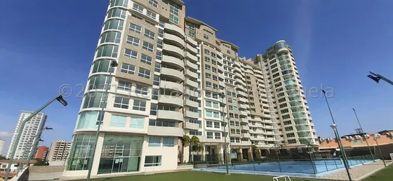 Maritza Lucena Alquila Prestigioso Apartamento En La Mejor Zona Este De Barquisimeto, Brinda Seguridad 24/7, Con Canchas De Tenis, Futbol, Parque, Piscina Salón De Fiesta, Gimnasio, 