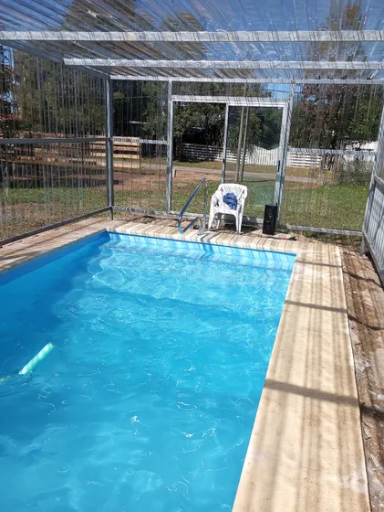 Casa Con Piscina Climatizada En Los Pinos Fomentos A 90 Minutos De Montevideo.